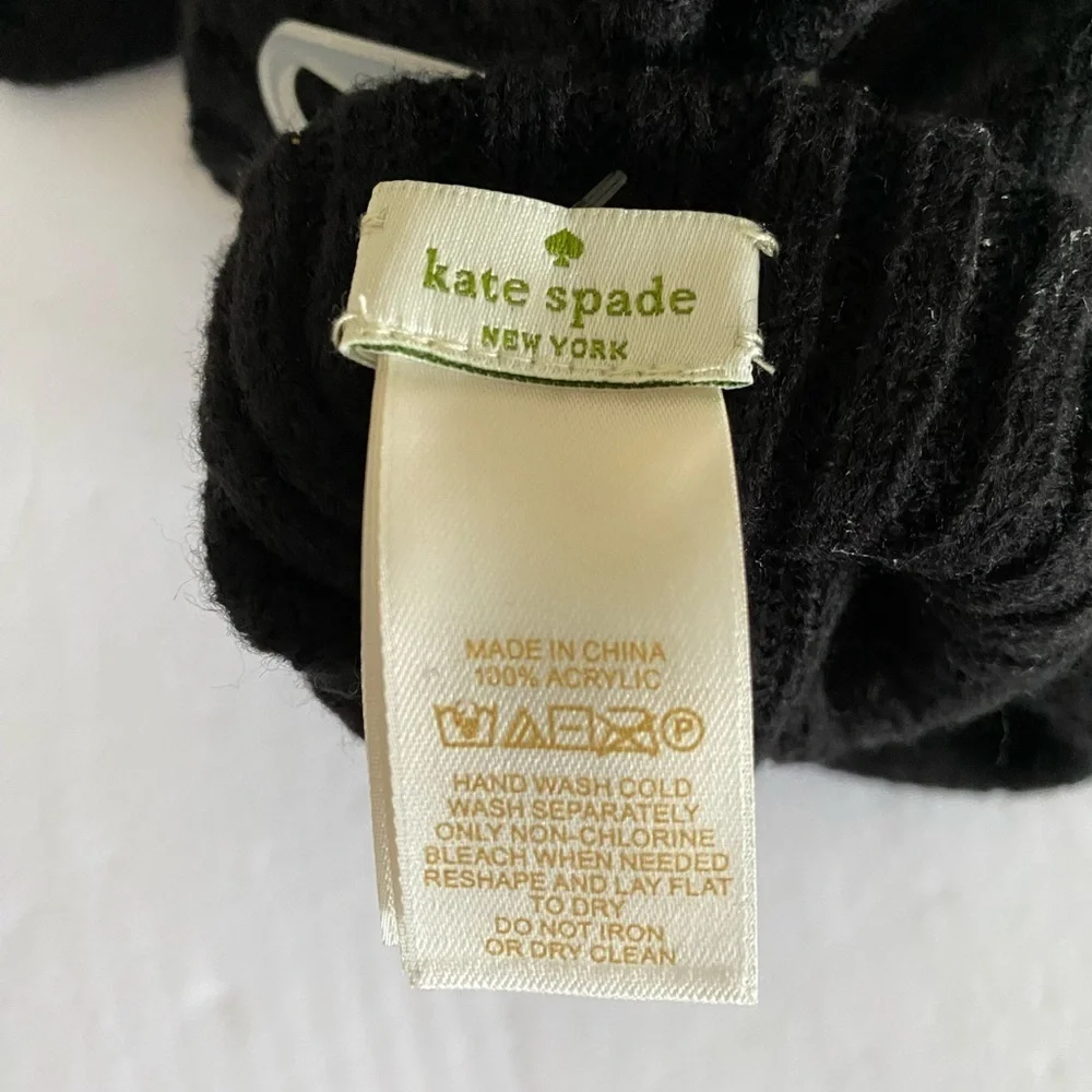 kate spade TAXI mittens and earrings gift set
